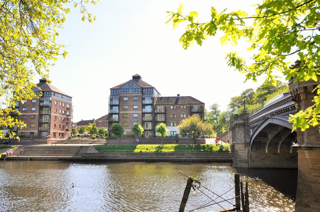 Bishops Wharf - River Ouse